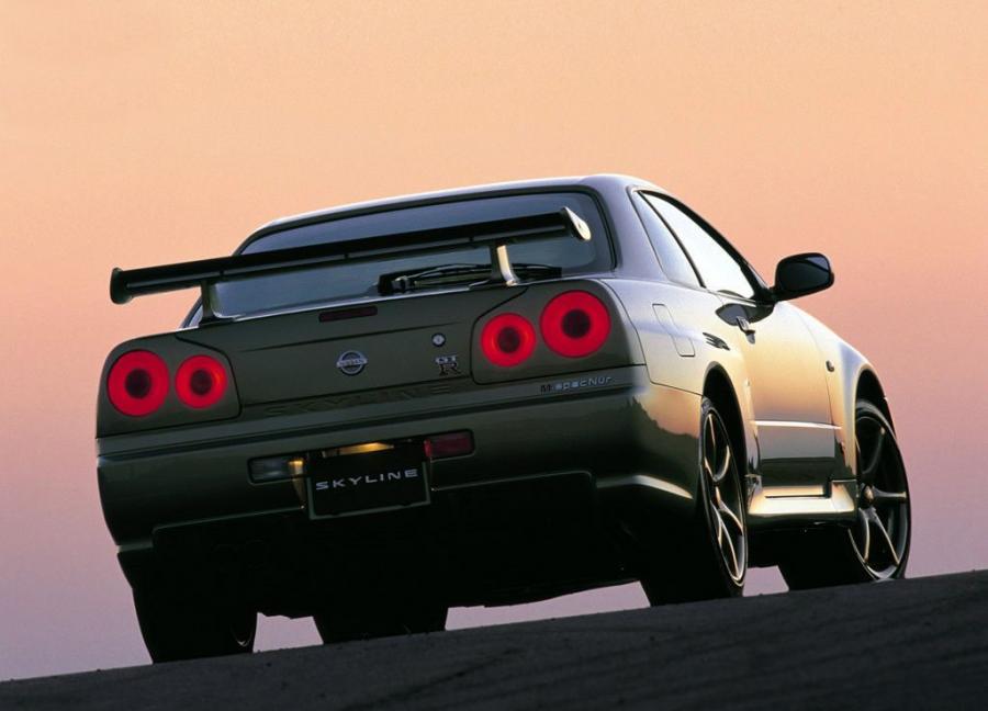  Nissan Skyline GT-R M-Spec Nur 2002 года  (фото 2 из 2)